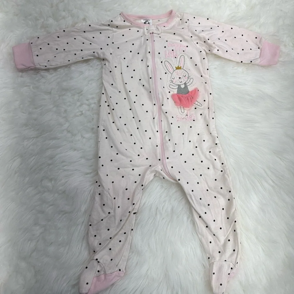 Gerber 6-9 months footies baby girl